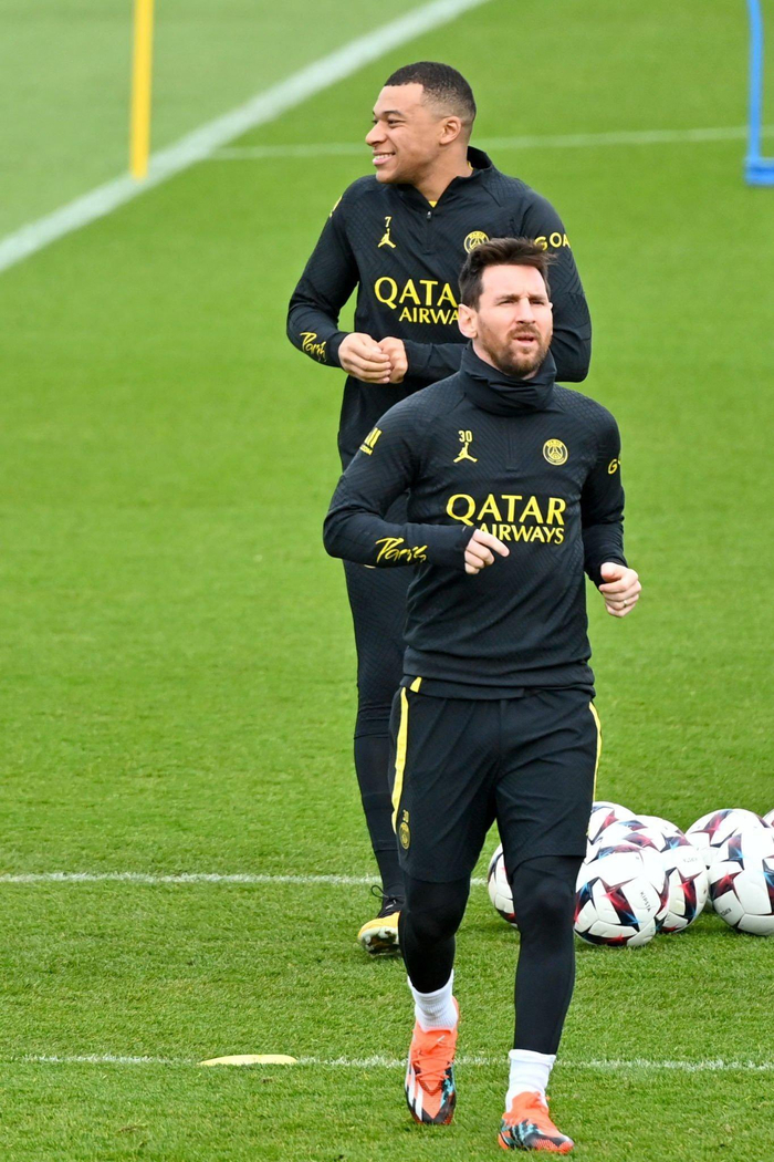 九游体育-今晚浙江队备战法甲上海久事关键时刻更衣室发声，连对手都承认：巴塞罗那窗口期队长鼓劲的简单介绍