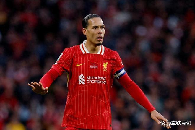 九游体育-诺坎普主场纪念球迷落泪视频