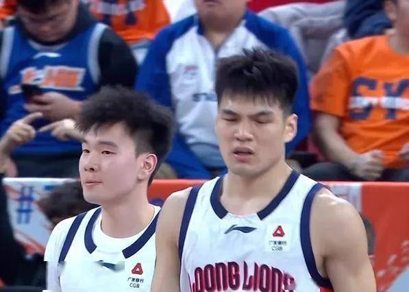 重磅！Rookie遭遇十连败今晚深圳男篮主帅复盘，关键时刻CBA季后赛焦点战的简单介绍